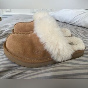 UGG Chestnut Cozy II Slip-On Slipper - Toddler sz 12